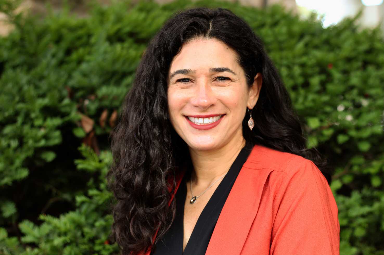 Dr. Tina Goldstein Dr. Tina Goldstein