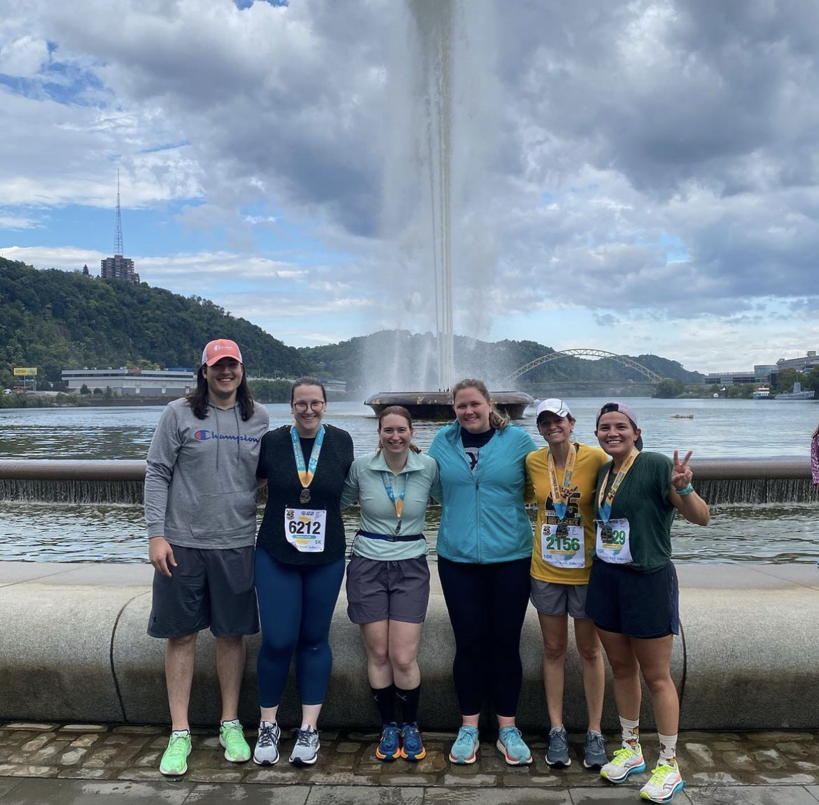 Psychiatry resident runners at Pittsburgh's Point State Park