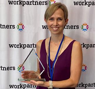 Anneliese Murphree Displays Her MyHealth Hero Award